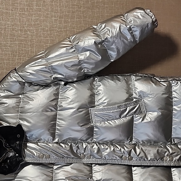 Lattelier Shiny Long Puffer Jacket - Picture 9 of 16